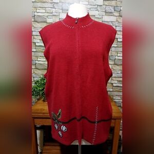 Woolrich 2X‎ Red Vest Holiday Embroidered Details Festive Cottagecore